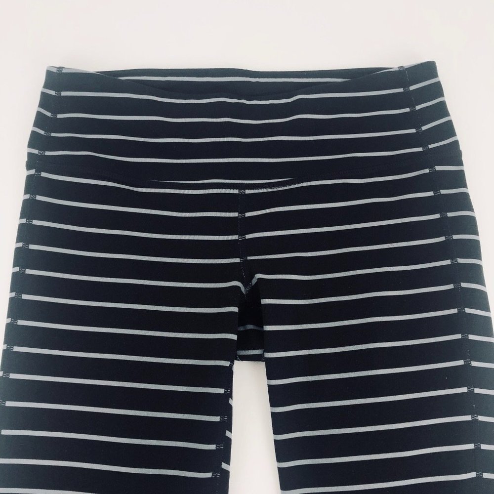 Athleta Leggings Chaturanga Capri Yoga Pants Small